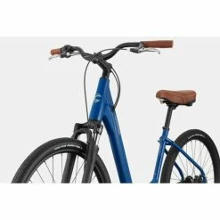 VTC Cannondale Adventure 2 Abyss Blue 15 VTC Cannondale Adventure 2 Abyss Blue -Vélos Urbains Elegant Magasin adventure 1.4 700x700 1