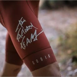 Cuissard Court Gobik Révolution Factory Team 23 39 Cuissard Court Gobik Révolution Factory Team 23 -Vélos Urbains Elegant Magasin capture dcran 2023 03 02 174236 700x700 4