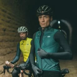 Gilet Gobik Plus 2.0 Atlantic -Vélos Urbains Elegant Magasin chaleco plus 2 0 hombre atlantic cold season 22 gobik 4 1500x1500 700x700 7