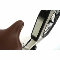 Vélo Électrique Granville E-Absolute 34 400Wh Pearl Ivory 2023 27 Vélo Électrique Granville E-Absolute 34 400Wh Pearl Ivory 2023 -Vélos Urbains Elegant Magasin e absolute 34 8 700x700 2