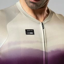 Maillot Manches Courtes Gobik Cx Pro 2.0 Mulberry Unisex 2023 77 Maillot Manches Courtes Gobik Cx Pro 2.0 Mulberry Unisex 2023 -Vélos Urbains Elegant Magasin maillot unisex mc c x pro 2.0 mulberry caps dye gobik 15 700x700 1